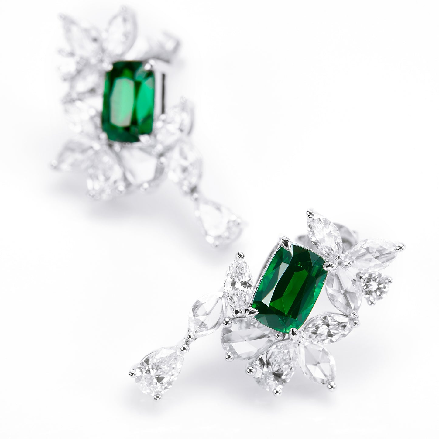 GEMCOOK JEWELLERY 1.29/1.13ct Tsavorite Earrings
