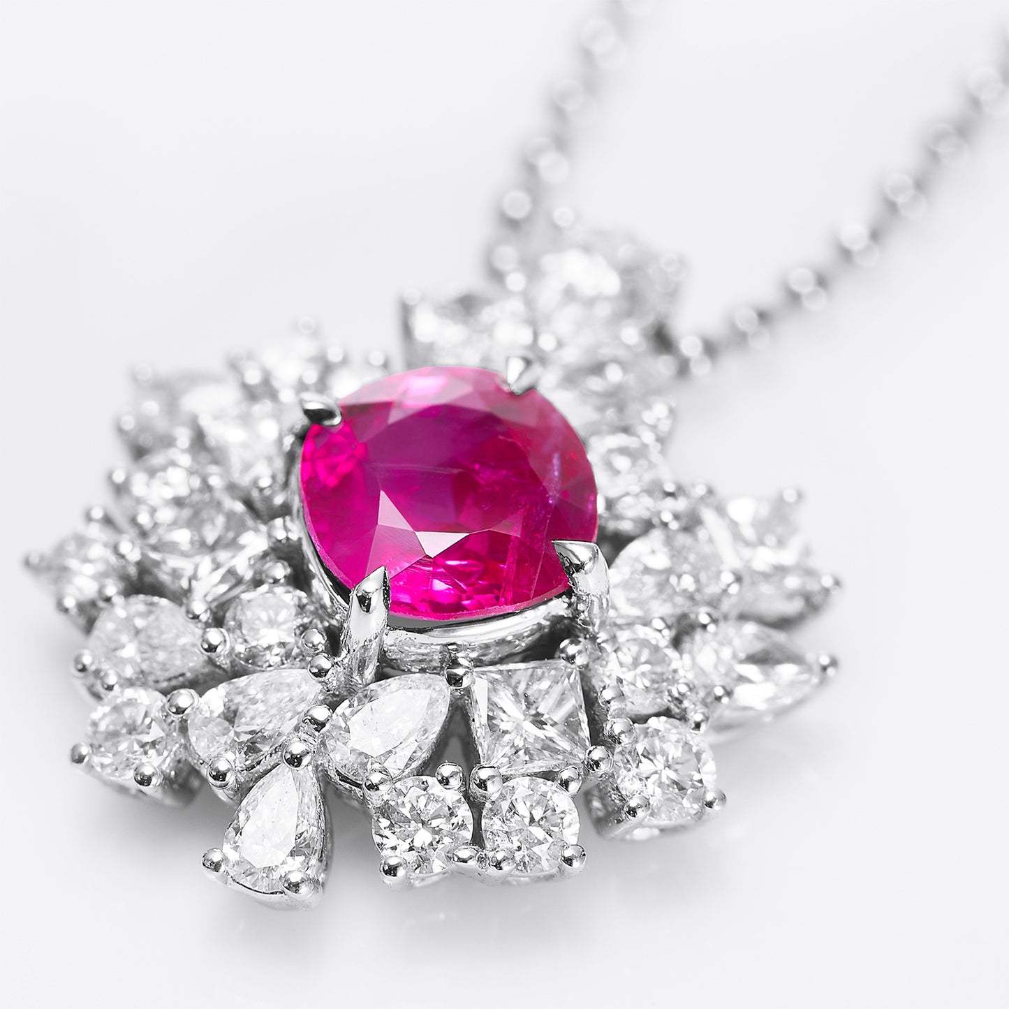 GEMCOOK 0.54ct Burmese Mogok Untreated Pigeon Blood Ruby Necklace
