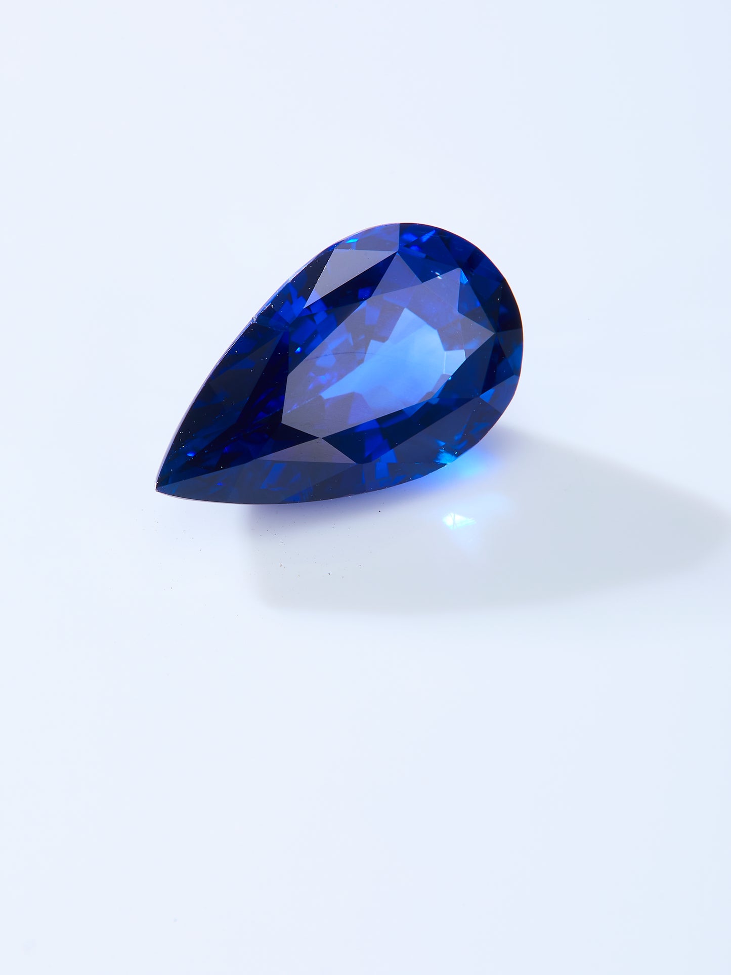 GEMCOOK GEMSTONE 4.03ct heated Royal blue sapphire