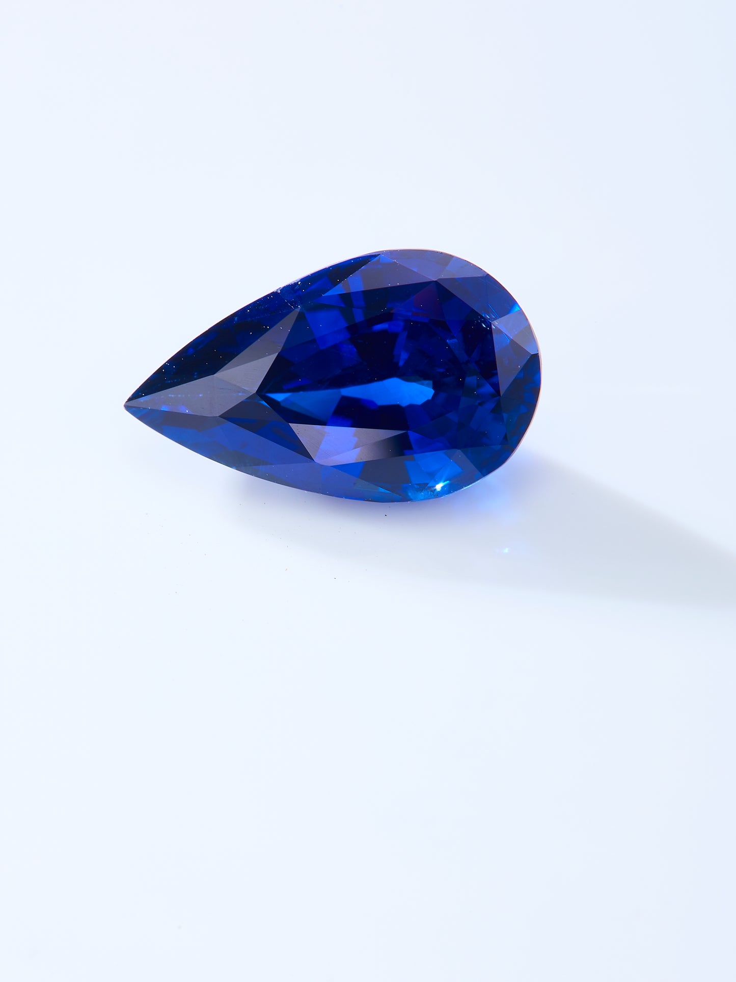 GEMCOOK GEMSTONE 4.03ct heated Royal blue sapphire