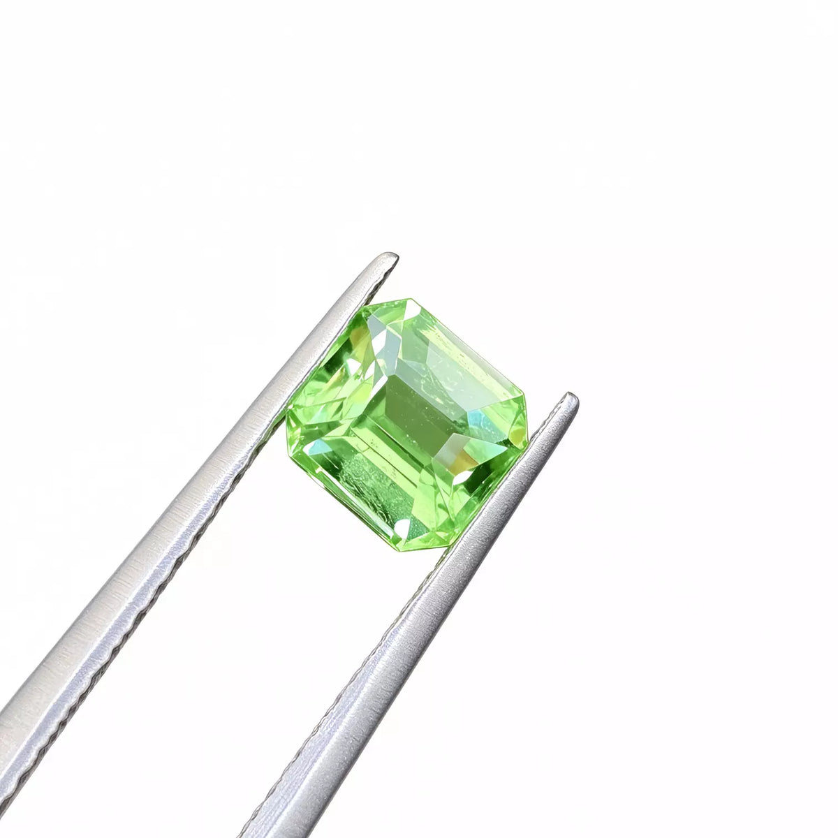 1.10ct Natural Mint Garnet
