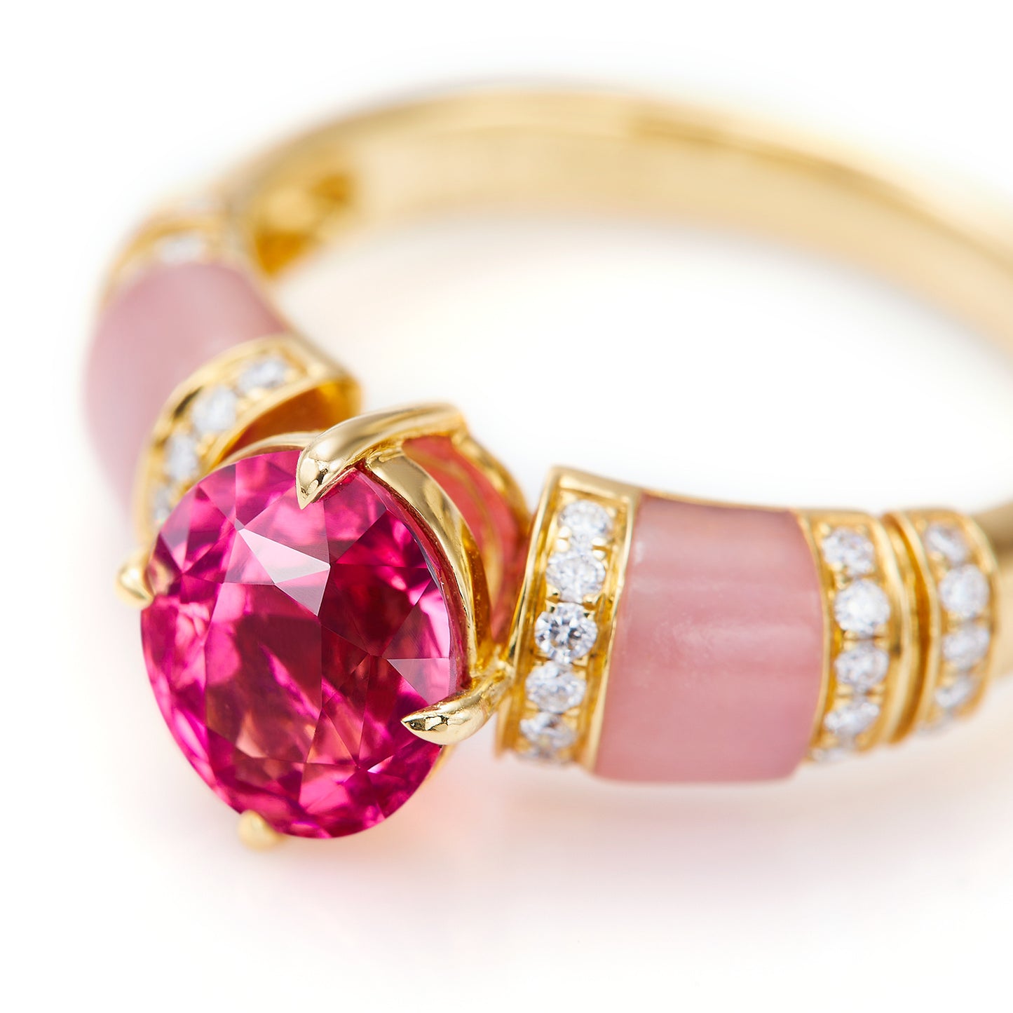 GEMCOOK JEWELLERY 2.06ct Hot Pink Mahenge Spinel Ring