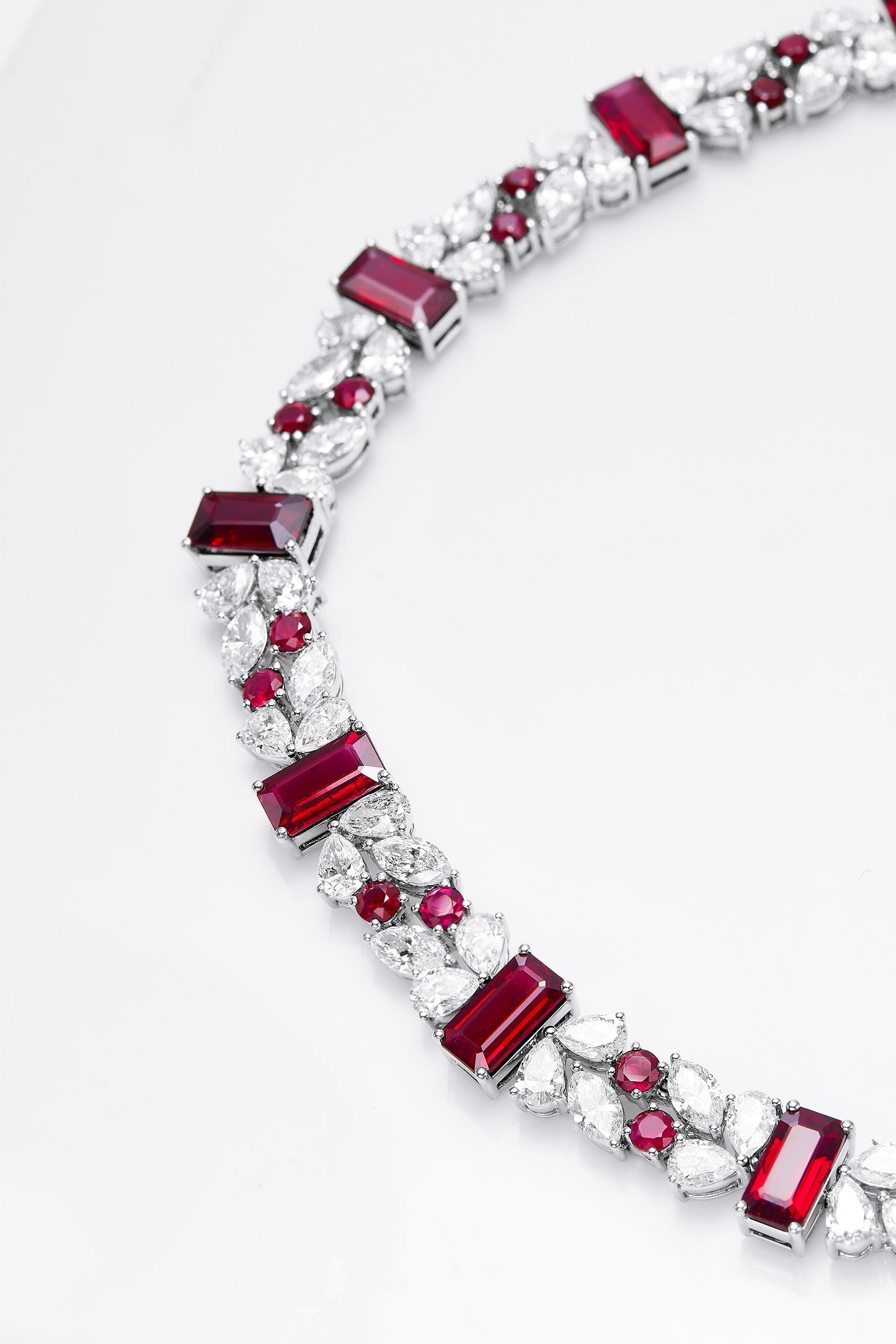 GEMCOOK JEWELLERY Untreated Pigeon Blood Ruby Luxury Bracelet