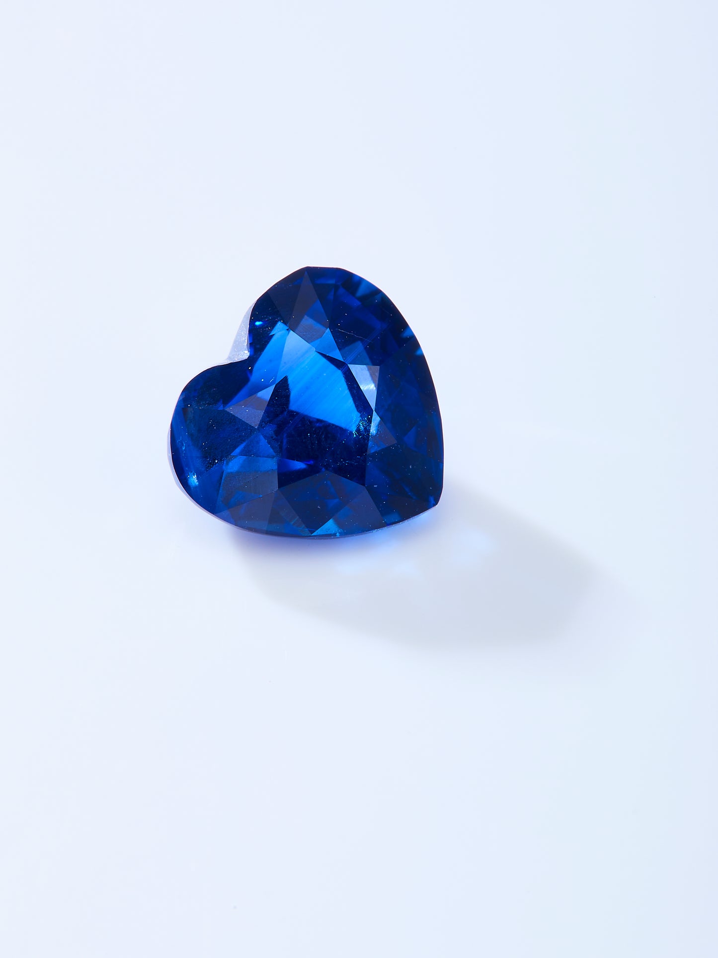 GEMCOOK GEMSTONE 2.04ct Fired Royal Blue Sapphire