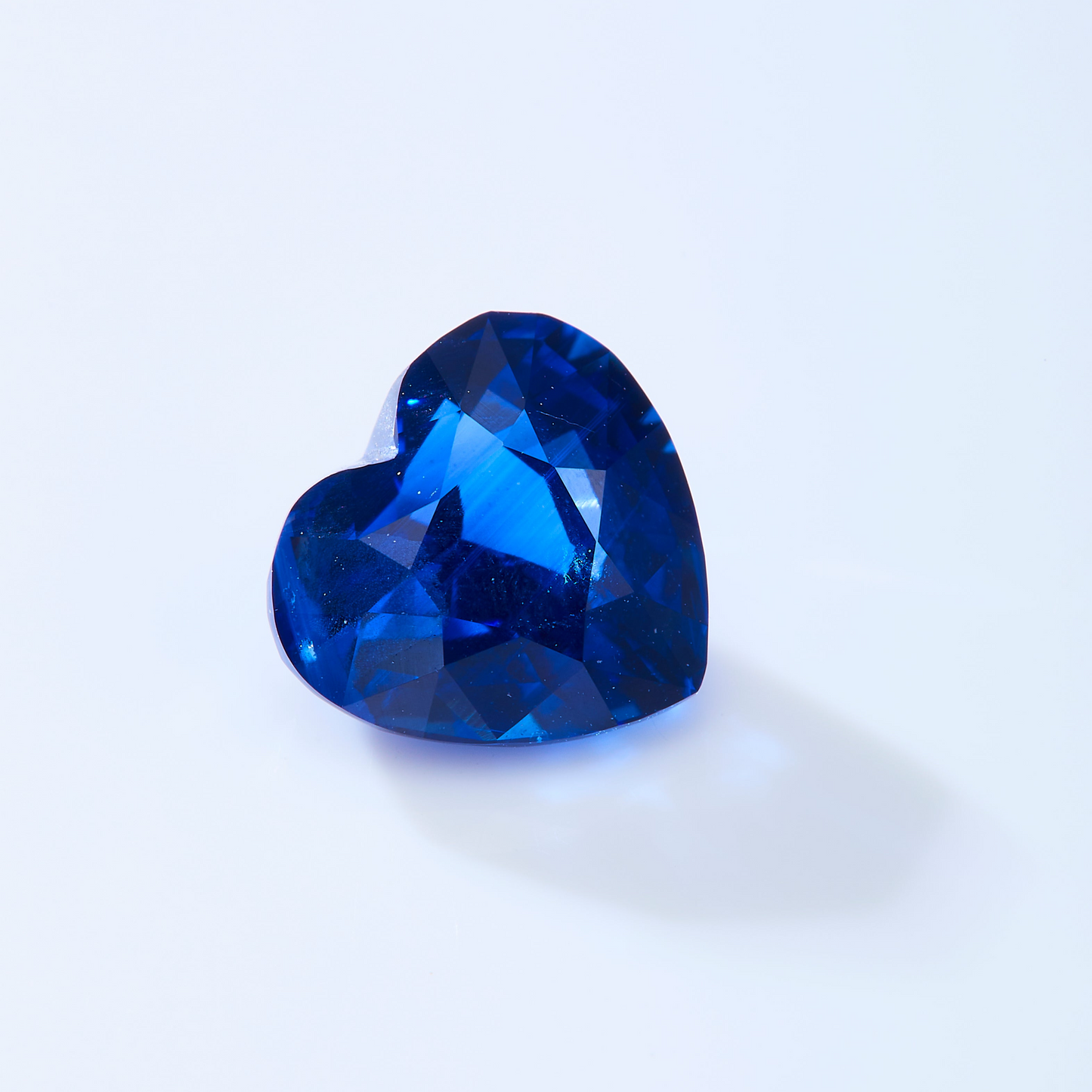 GEMCOOK GEMSTONE 2.04ct Fired Royal Blue Sapphire