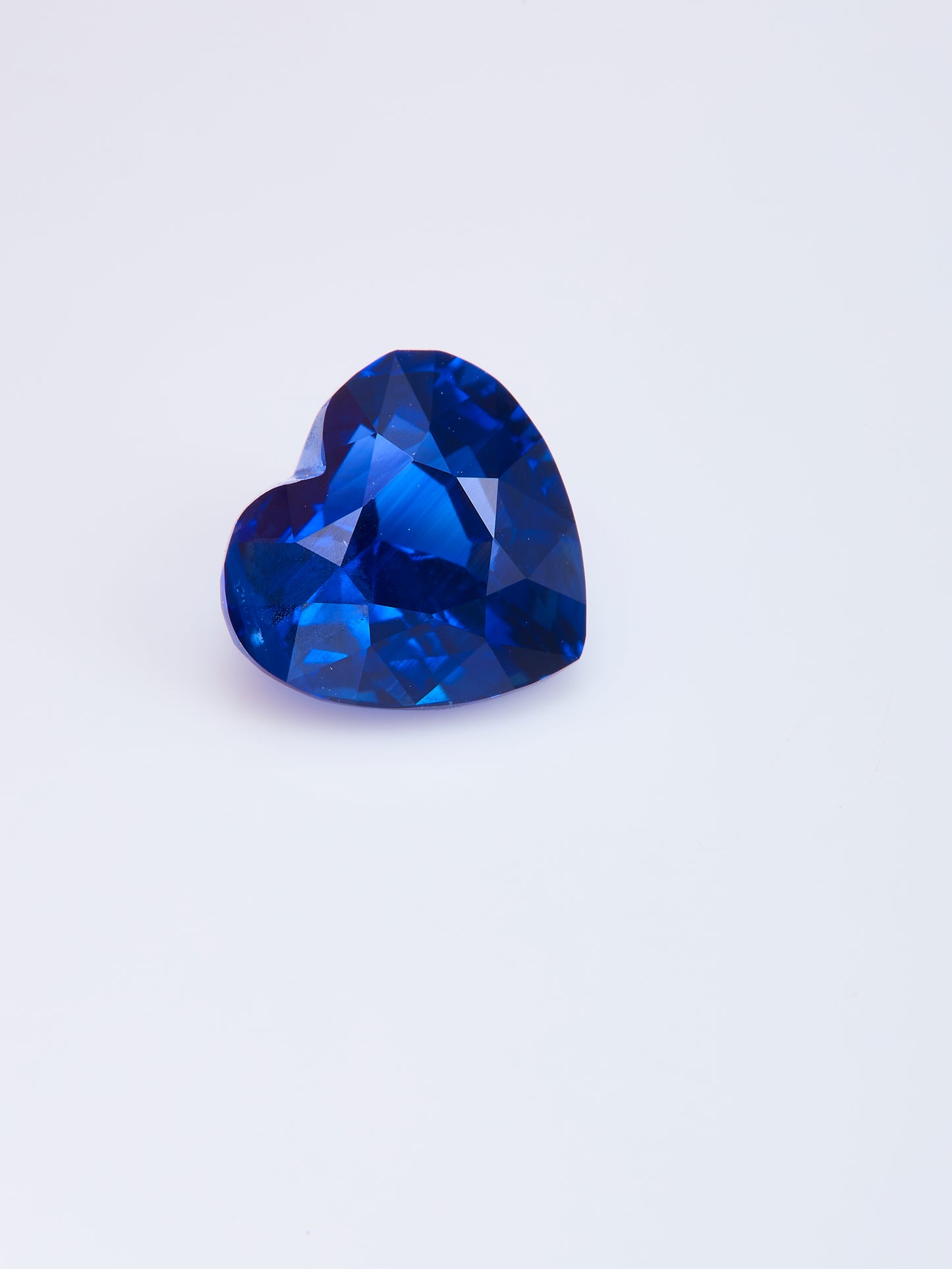 GEMCOOK GEMSTONE 2.04ct Fired Royal Blue Sapphire