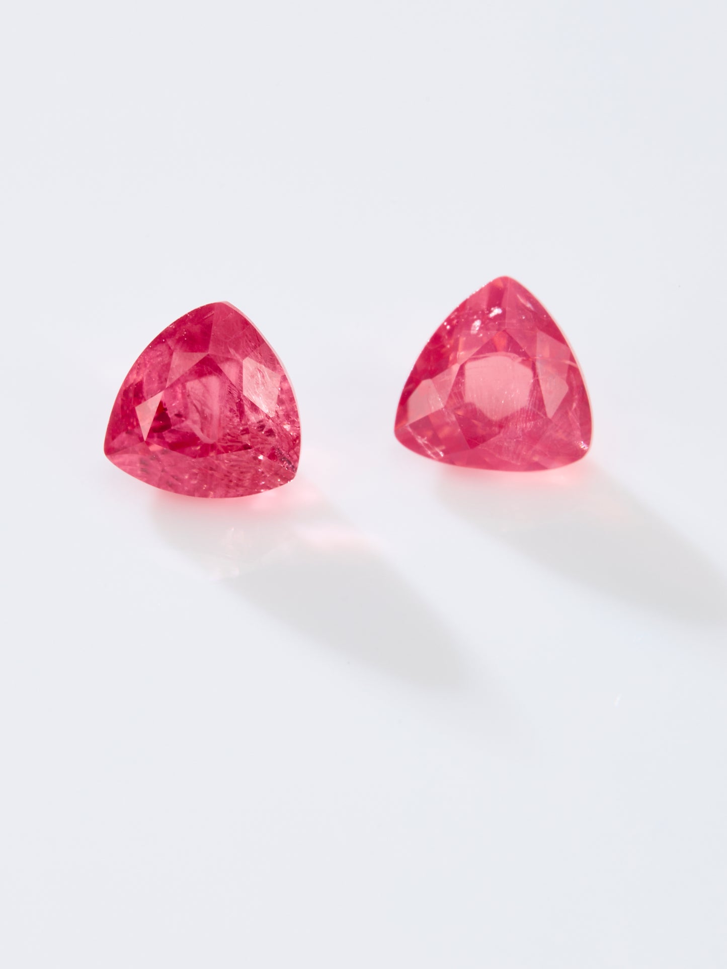 GEMCOOK GEMSTONE 0.90ct Mahenge Spinel Pair